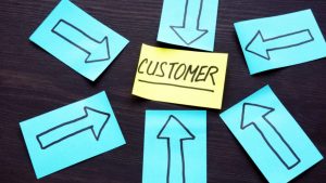 lấy khách hàng làm trung tâm